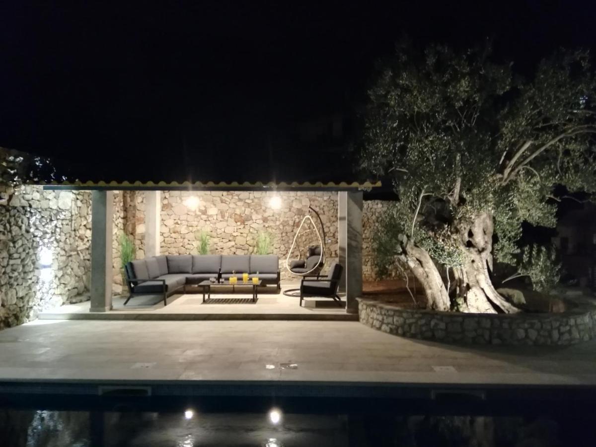 Willa Olive Tree - House With Pool Vinišće Zewnętrze zdjęcie